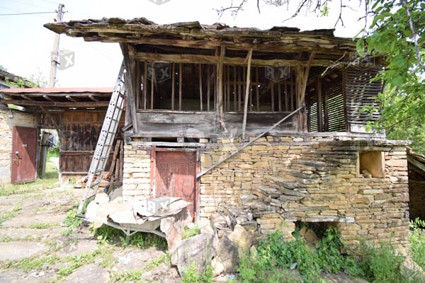 Image No.37-4 Bed House for sale