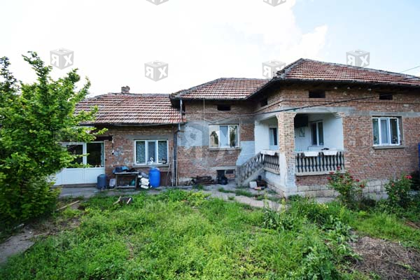 Image No.1-2 Bed House for sale