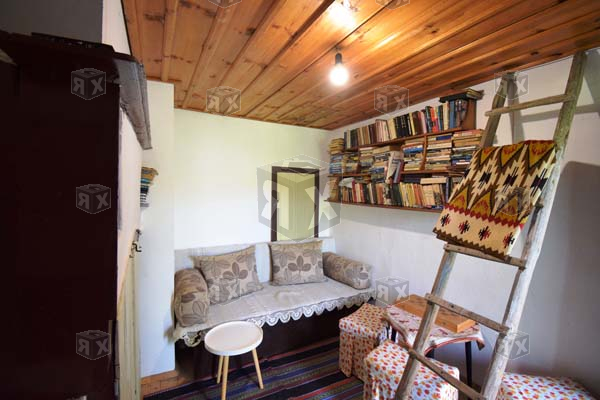 Image No.10-3 Bed House for sale