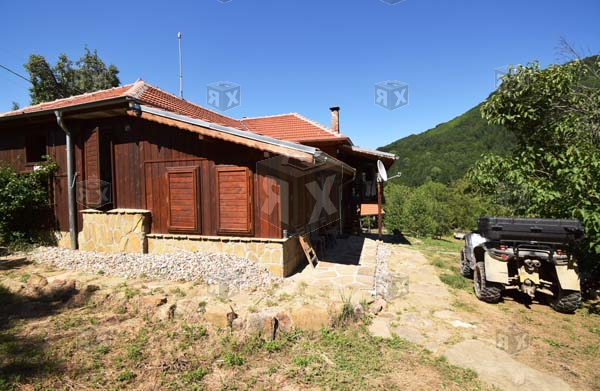 Image No.2-Maison de 3 chambres à vendre à Tryavna