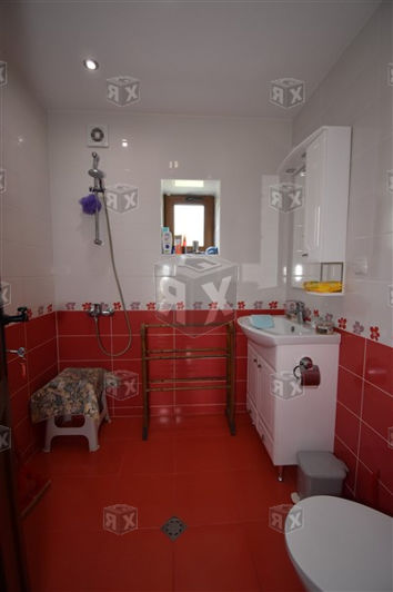 Image No.15-3 Bed House for sale