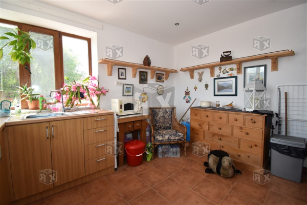 Image No.7-3 Bed House for sale