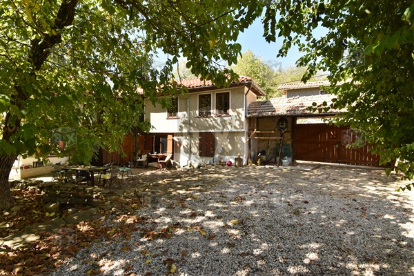 Image No.1-Maison de 3 chambres à vendre à Gabrovo