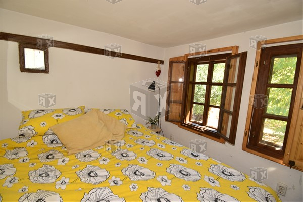 Image No.18-3 Bed House for sale