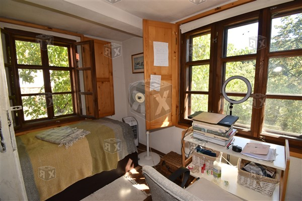 Image No.25-3 Bed House for sale