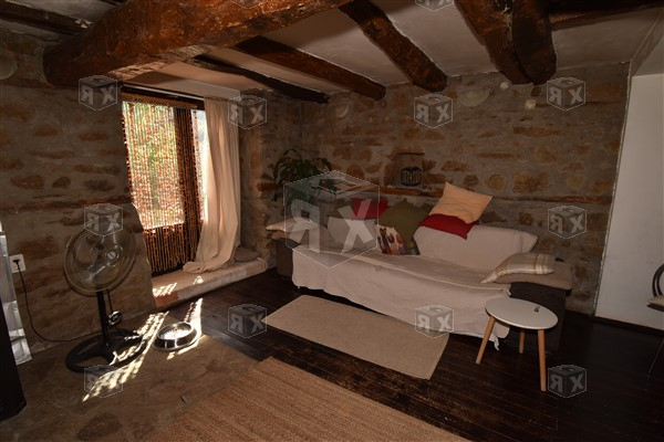 Image No.6-3 Bed House for sale