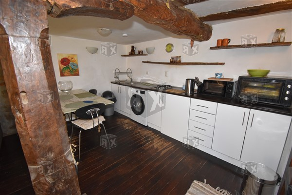 Image No.8-3 Bed House for sale