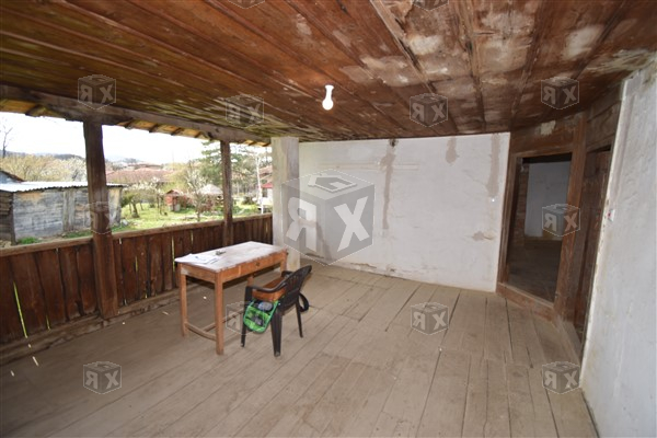 Image No.5-Maison de 4 chambres à vendre à Chakali