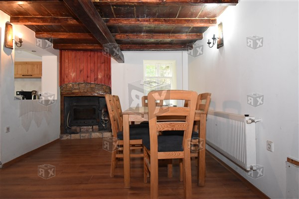 Image No.8-2 Bed House for sale