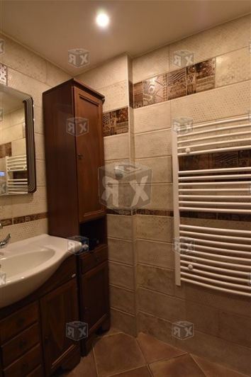 Image No.20-2 Bed House for sale