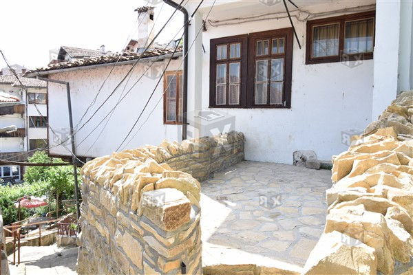 Image No.35-2 Bed House for sale