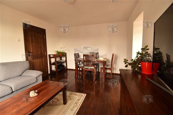 Image No.6-2 Bed House for sale