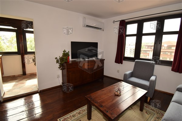 Image No.7-2 Bed House for sale