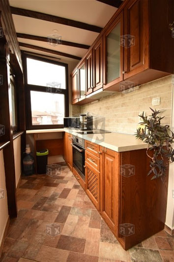 Image No.8-2 Bed House for sale