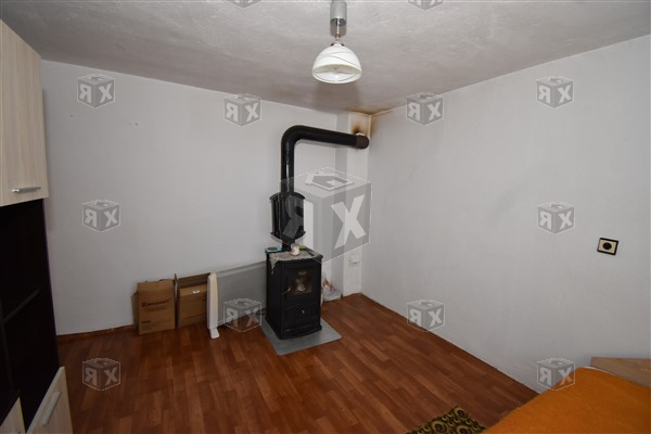 Image No.11-3 Bed House for sale