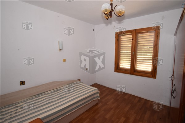 Image No.15-3 Bed House for sale