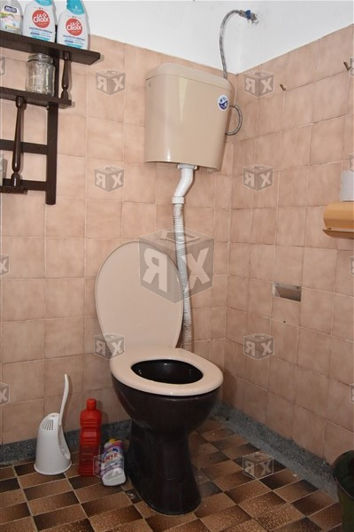 Image No.21-3 Bed House for sale