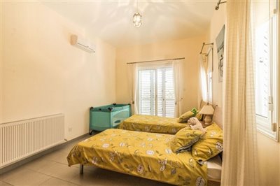 Detached Villa For Sale  in  Neo Chorio
