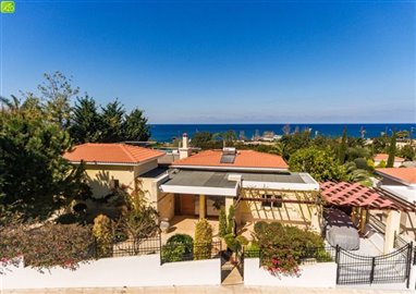 Detached Villa For Sale  in  Latchi