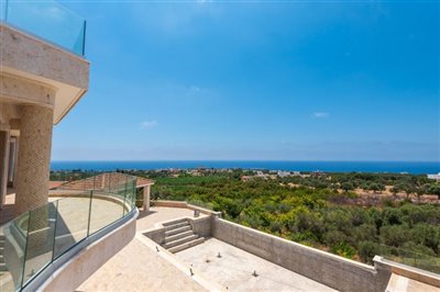 Detached Villa For Sale  in  Sea Caves