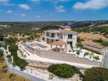 Detached Villa For Sale  in  Sea Caves