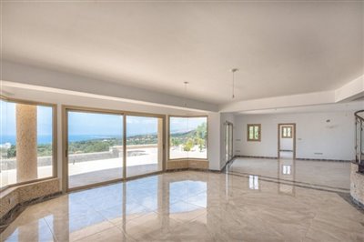 Detached Villa For Sale  in  Sea Caves