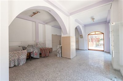 Restaurant For Sale  in  Polis