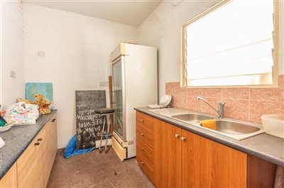 Restaurant For Sale  in  Polis