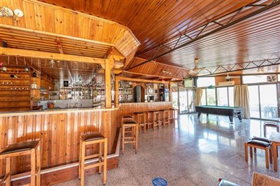 Restaurant For Sale  in  Polis