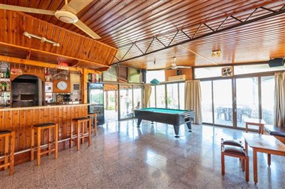 Restaurant For Sale  in  Polis