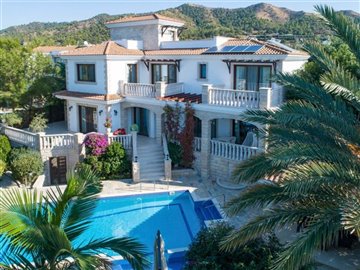 Detached Villa For Sale  in  Argaka