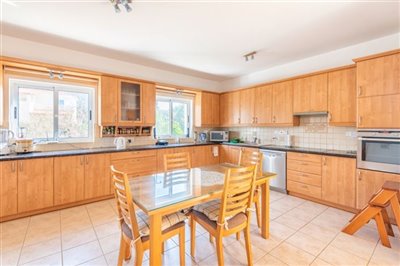 Detached Villa For Sale  in  Ayia Marina