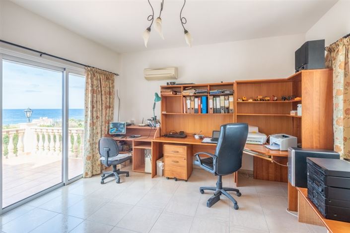 Image No.17-Villa de 4 chambres à vendre à Ayia Marina