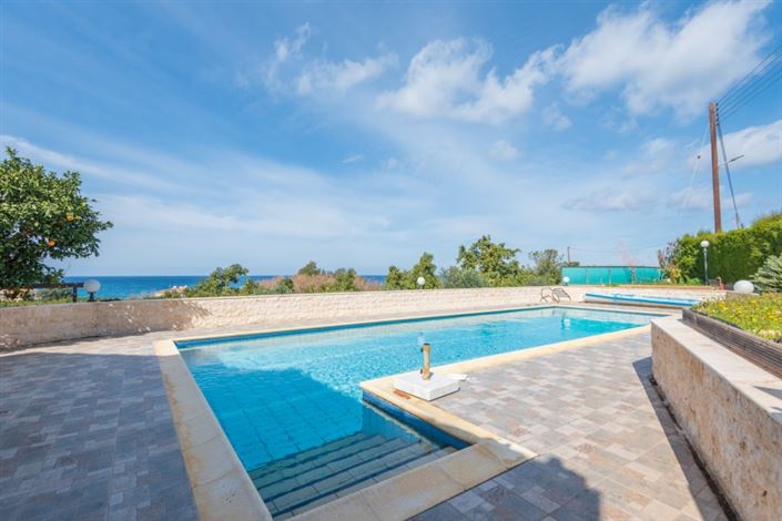 Image No.4-Villa de 4 chambres à vendre à Ayia Marina