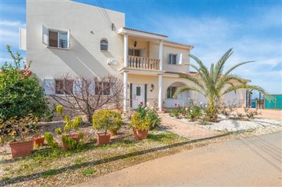 Detached Villa For Sale  in  Ayia Marina