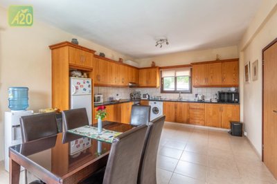 Detached Villa For Sale  in  Polemi