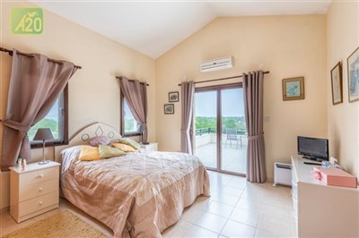 Detached Villa For Sale  in  Polemi