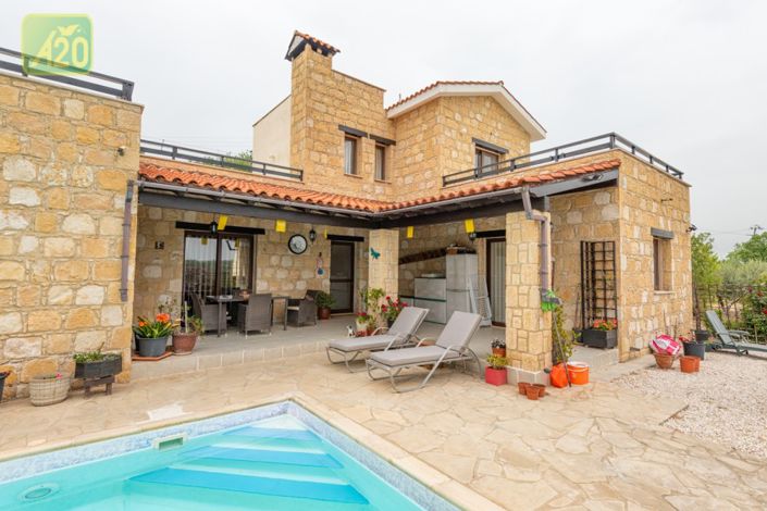 Image No.3-3 Bed Villa for sale