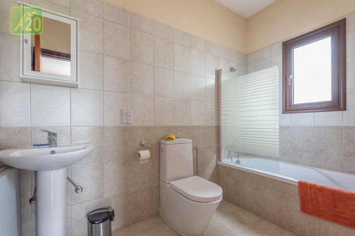 Image No.31-3 Bed Villa for sale