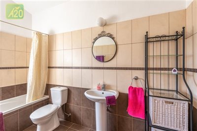 Detached Villa For Sale  in  Kathikas
