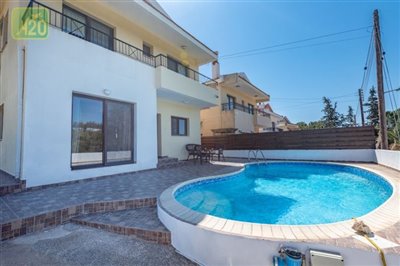 Detached Villa For Sale  in  Kathikas