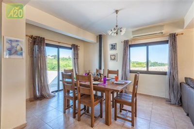 Detached Villa For Sale  in  Kathikas