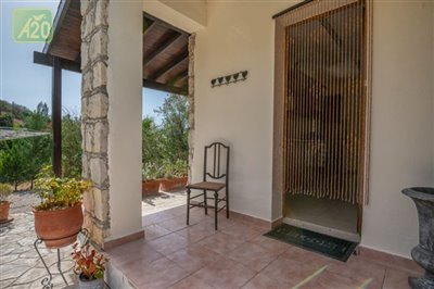 Detached Villa For Sale  in  Giolou