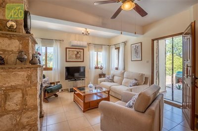 Detached Villa For Sale  in  Giolou