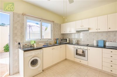 Town House For Sale  in  Polis
