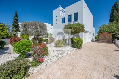 Detached Villa For Sale  in  Latchi