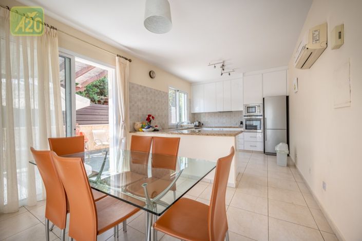 Image No.11-3 Bed Villa for sale