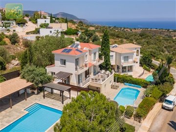 Detached Villa For Sale  in  Neo Chorio