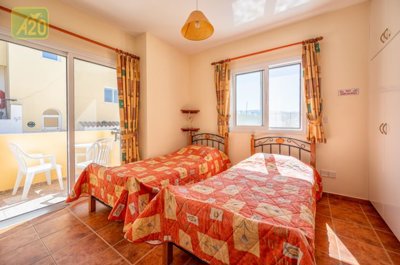 Building For Sale  in  Polis