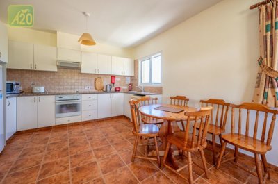 Building For Sale  in  Polis